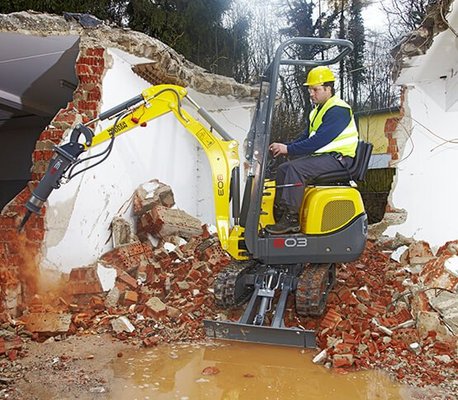 Mini pelles Wacker Neuson 803